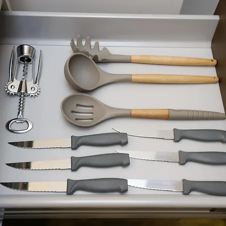 Cozy Flat Near The Air Albania Stadium