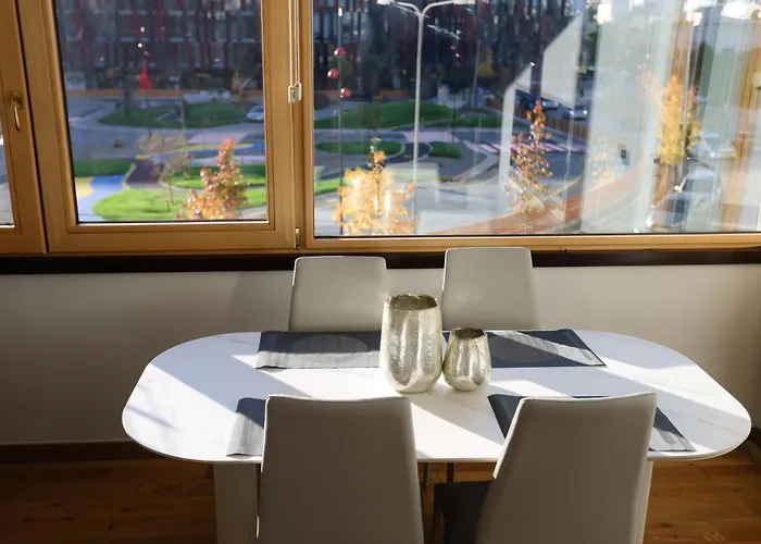 Cozy Flat Near The Air Albania Stadium アパート *