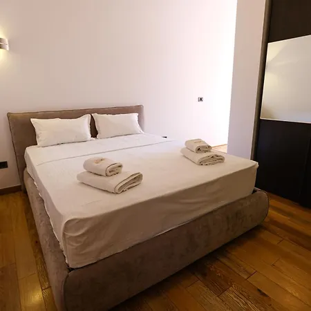 Cozy Flat Near The Air Albania Stadium Apartment