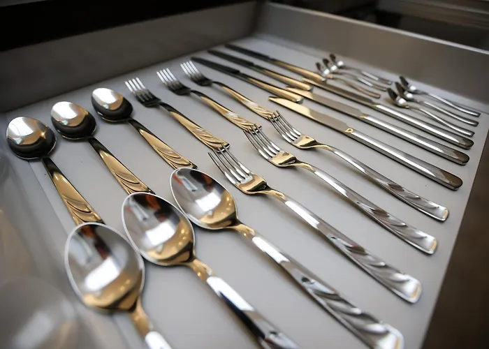 公寓 Cozy Flat Near The Air Albania Stadium