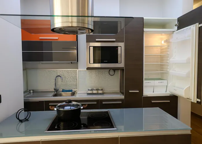 Cozy Flat Near The Air Albania Stadium *