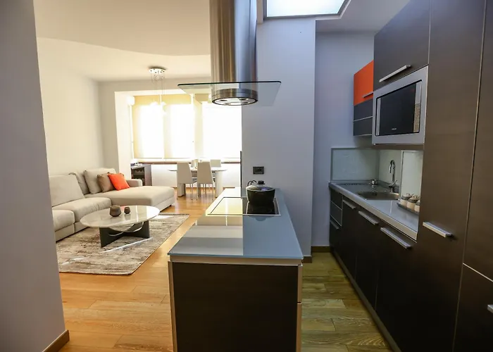 公寓 Cozy Flat Near The Air Albania Stadium