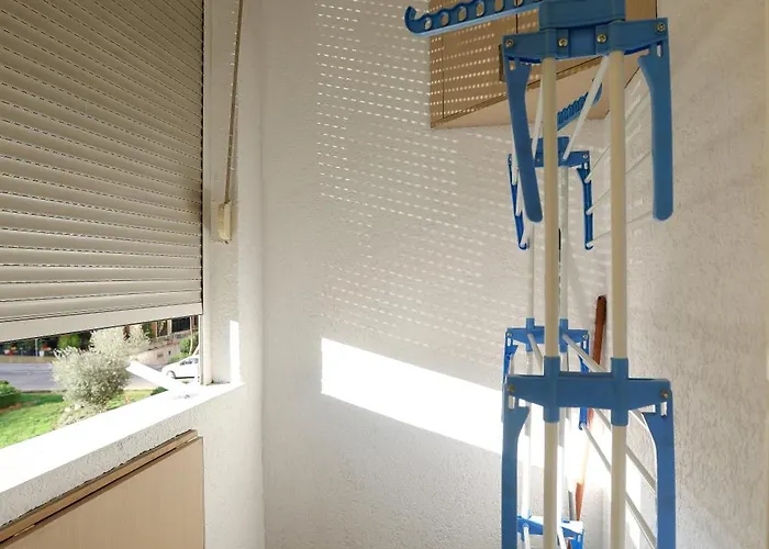 公寓 Cozy Flat Near The Air Albania Stadium *